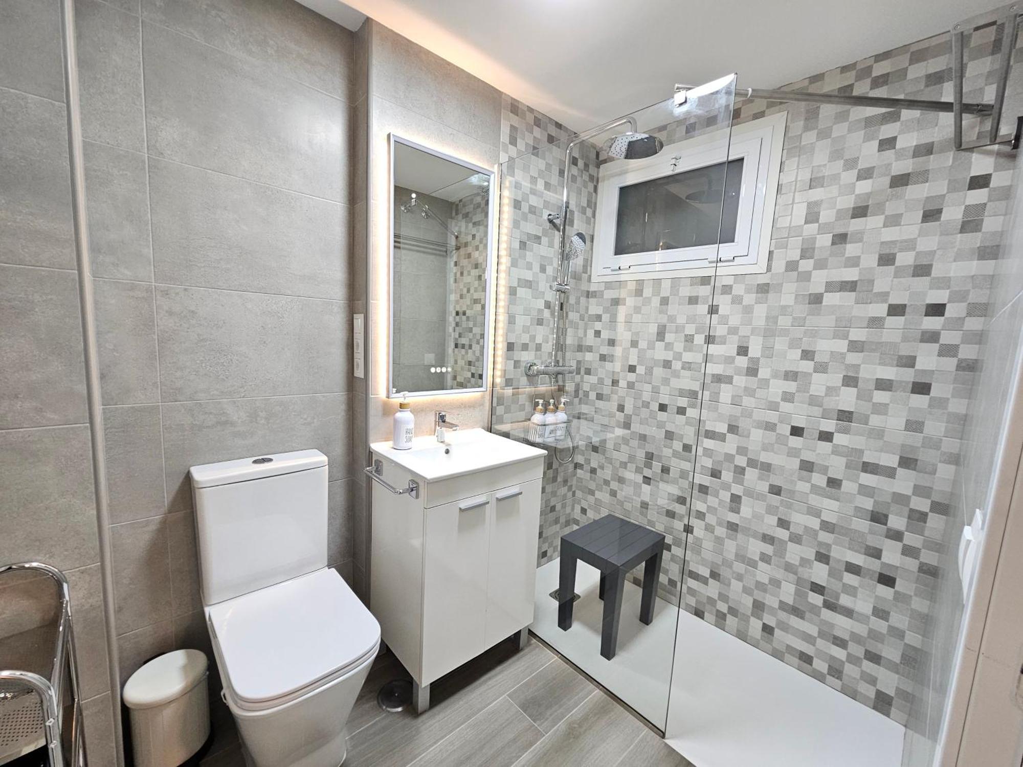 Apartamento Entero, Enormes Piscinas, Terraza Y Playa Benalmádena Eksteriør bilde